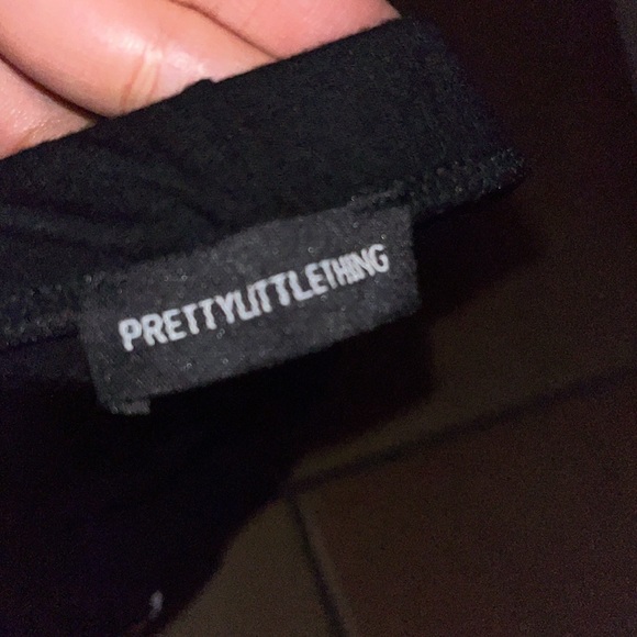 PrettyLittleThing Colorful Stretchy Black and Floral Bodycon Skirt - Picture 4 of 5